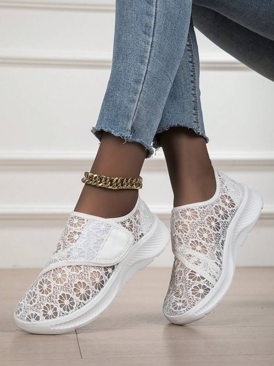 Women's Lace Mesh Sneakers, Breathable Casual Shoes, Comfortable Hiking Camp Shoes, Thick Sole Non-Slip Training Shoes - White - View 1