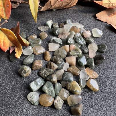 100g Cuarzo verde natural triturado, guijarros decorativos, adecuado para acuarios, peceras DIY, macetas, suculentas, decoración de vacaciones y bodas, regalos para el jardín del hogar