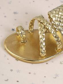 1 Pair Fashionable & Comfortable Metallic Gold Woven Criss-Cross Thong Sandals - Gold - View 8