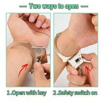 1pc Iron Handcuff Accessory, Diameter Less Than 5cm, Makeup/Costume Prop - Multicolor - View 2