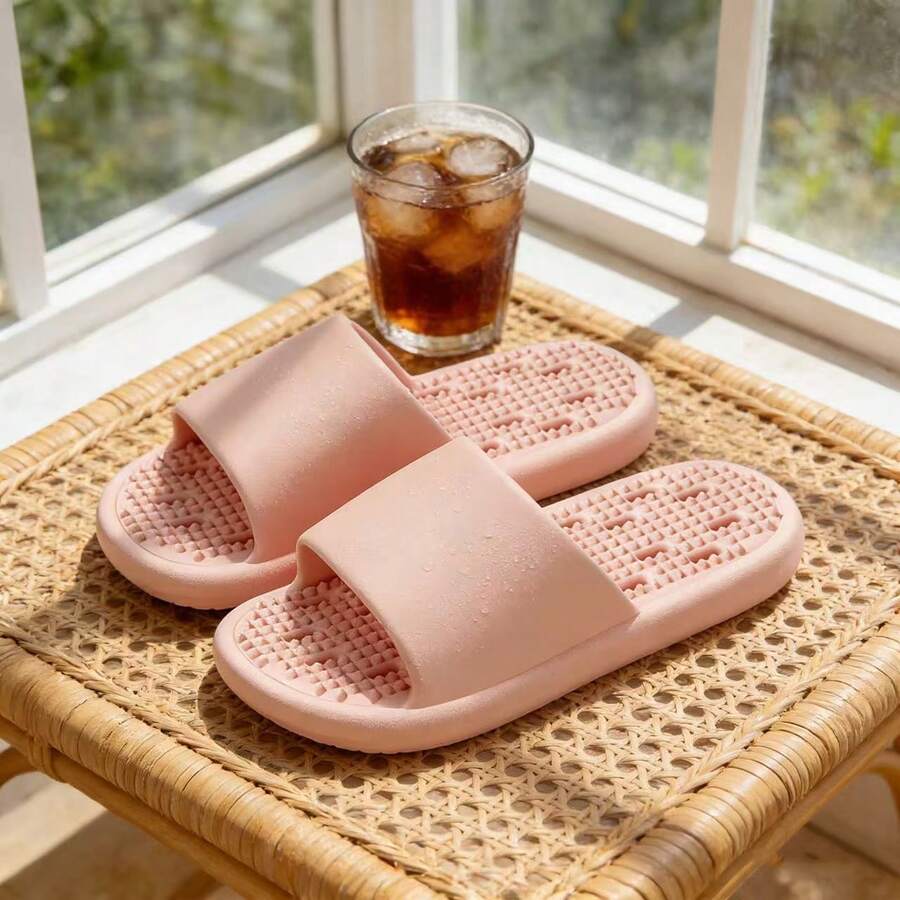 透气穿孔按摩珠设计防滑浴室拖鞋