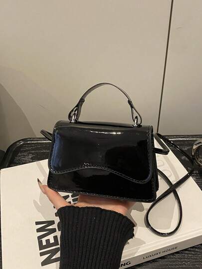 Bolso de mano versátil de contraste de color retro nuevo para el verano 2026, bolso de hombro cruzado cuadrado de moda para mujeres