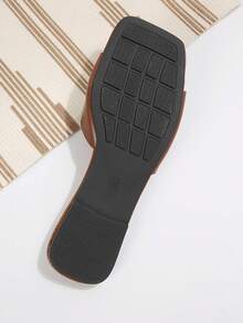 Summer New Metal Buckle One-Strap Rhinestone Design Outdoor Sandals, Retro Korean Style Versatile Flat Beach Slippers Suitable For Beach Travel - Brown - View 6