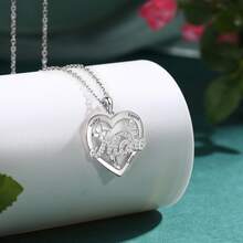 1 chiếc dây chuyền hình trái tim khắc tên theo yêu cầu, dây chuyền hình bướm đính đá Zirconia cá nhân hóa dành cho mẹ, quà tặng Ngày của Mẹ, quà tặng Ngày Valentine, quà tặng kỷ niệm, quà tặng gia đình cao cấp, thời trang, đơn giản, giản dị, cá nhân hóa, độc đáo, món quà lý tưởng cho bạn gái, mẹ, gia đình, bạn bè, con gái, kỷ niệm, sinh nhật, đeo hàng ngày, khiêu vũ, Ngày của Mẹ, Ngày Valentine. - Bạc 2 - Xem 6