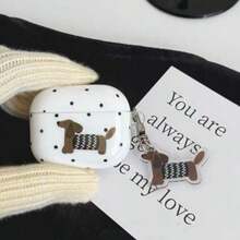 مجموعة حافظة واقية بنمط نقاط سوداء على شكل كلب الدشهند + علامة الدشهند، حافظة واقية مضادة للخدش والسقوط لسماعات أذن أبل اللاسلكية - أبيض - مشاهدة 8