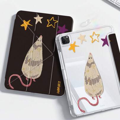 Ốp lưng hai mặt bằng acrylic trong suốt hình chuột hoạt hình và ngôi sao tinh tế và đáng yêu này có khả năng chống sốc và bền bỉ, phù hợp với iPad thế hệ thứ 7, 8 và 10 (10.2 inch). Sản phẩm có khe cắm bút tích hợp, hỗ trợ chức năng ngủ/thức và nhiều chế độ giá đỡ gập, là một món quà tuyệt vời cho dịp lễ.