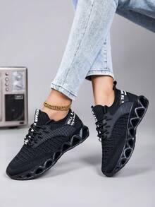 Spring And Summer Women's Breathable Running Shoes, Outdoor Sports Control Buffer Women's Road Running Shoes, Fashionable Multi-Purpose Anti-Skid Wear-Resistant Walking Shoes, Large Size Multi-Functional Cross-Country Shoes, Lovers' Mesh Play Badminton Basketball Shoes, Comfortable Travel Leisure Sports Shoes - màu đen - Xem 5