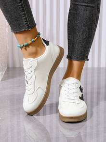 女士复古休闲运动跑步鞋，平底运动鞋，硫化鞋，厚底运动鞋，粉色搭配橡胶外底，经典时尚，舒适度高，是女士的必备之选。 - 白色 - 查看 6