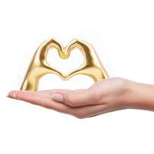 Small Heart-Shaped Hand Sculpture Decor, Suitable For Living Room, Bedroom, Bookshelf, Coffee Table And Office Display, Heart-Shaped Finger Statue Modern Aesthetic Home Decor, Wedding, Christmas, Birthday Unique Gift, Home Decor, Bathroom Decor, Kitchen Decor, Bedroom Decor, Indoor/Outdoor Decor - 1PC - View 1