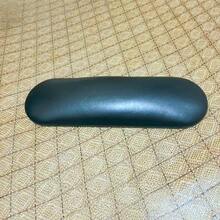 Soft PU Manicure Hand Pillow, Easy To Clean Hand Pillow Desk Mat Stand, Suitable For Nail Salon Manicure Arm Pillow, Black. The Manicure Arm Pillow Is Made Of PU Leather Material. - Black - View 7