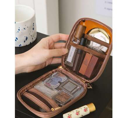 1个PU皮革小容量化妆包，小巧便捷，可作数据袋、零钱包、口红盒、内网袋、手拿包、男女通用洗漱包、收纳整理包、家用化妆包、节省空间、宿舍化妆包，时尚实用，防水，易于收纳小物件