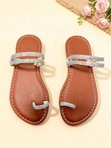 1 Pair Brown Girls' Sandals, Girls' Non-Slip Flat Sandals, Rhinestone Strap Versatile Open Toe Roman Sandals, Suitable For Summer Daily Wear, Beach, Wedding Party, School Gathering, Casual Gathering - Brown - View 3