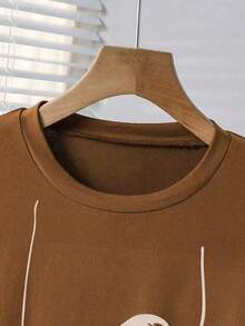 Tween Boy Cartoon Print Round Neck Short Sleeve T-Shirt And Shorts Set - Brown - View 3