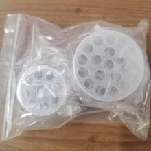 2个塑料螺旋花茎固定器，两种尺寸，花瓶装饰插花工具，塑料材质螺旋花茎固定器，花束塑料插花工具 - 2 件裝透明大號 + 小號 - 查看 13
