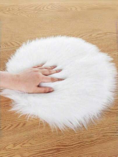 30x30cm Round Nail Art Photography Props, Plush Velvet Display Mat With Non-Slip Backing For Nail Product Photos, Soft Live Streaming Decor Mat For Salon Displays, Press On Nail Presentations, DIY Projects, E-Commerce Shoots, Social Media Content, Studio, Home, Gift For Nail Techs, Online Sellers, Influencers, Students, Christmas, Birthday, Valentine's Day.