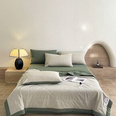 Lightweight Summer Quilt, Air Conditioning Quilt, Cooling Blanket, Single/Double Bed, Breathable Summer Comforter, Suitable For Camping & Hiking, Perfect New Year/Back To School Gift