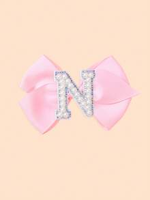 1 pieza Lazo para el cabello con inicial de la A a la Z, color rosa, con perlas y diamante de imitación, clip para el cabello tipo moño de animadora para volver a la escuela y ocasiones especiales - Rosa - Ver 32