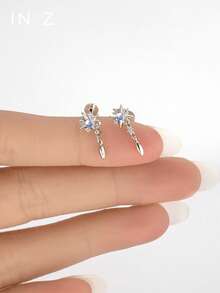 IN Z 1 chiếc khuyên môi dạng đinh tán phẳng, bằng bạc sterling 925, đính đá mặt trăng tự nhiên nguyên chất và mặt dây chuyền hình ngôi sao bốn cánh | Khuyên tai nhỏ | Khuyên tai xếp lớp | Khuyên tai hình ngôi sao bốn cánh | Trang sức bạc sterling 925 | Thích hợp cho nữ đeo hàng ngày | Bán lẻ 1 chiếc (không phải 1 đôi) - Nhiều màu - Xem 2