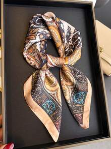 1条70*70厘米方形真丝围巾，女士缎面印花头巾，颈巾，发带，时尚女士披肩，围巾 - 卡其色 - 查看 2