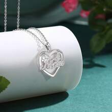 1 chiếc dây chuyền hình trái tim khắc tên theo yêu cầu, dây chuyền hình bướm đính đá Zirconia cá nhân hóa dành cho mẹ, quà tặng Ngày của Mẹ, quà tặng Ngày Valentine, quà tặng kỷ niệm, quà tặng gia đình cao cấp, thời trang, đơn giản, giản dị, cá nhân hóa, độc đáo, món quà lý tưởng cho bạn gái, mẹ, gia đình, bạn bè, con gái, kỷ niệm, sinh nhật, đeo hàng ngày, khiêu vũ, Ngày của Mẹ, Ngày Valentine. - Bạc 2 - Xem 5
