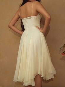 Spring Summer Dresses For Women Sun Dresses Cruise Outfit Festival Outfit Coachella Fashion Mother Daughter Matching Outfits Vacation Outfits Tropical Clothing Graduation Outfit Class Of 2026 Under Graduation Gown Outfit - 淺黃色 - 查看 4