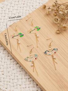 1 Đôi bông tai hình quạt bất đối xứng kiểu Trung Quốc cổ điển - Nhiều màu - Xem 4