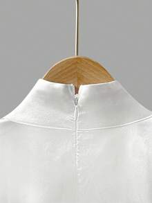 女士春夏休闲简约日常通勤百搭商务优雅街头风小立领插肩袖镂空褶裥后拉链白色缎面梭织衬衫 - 白色 - 查看 6