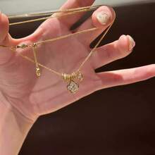 1pc Refreshing Clover Pendant Necklace, New Design Delicate High-End Choker Necklace For Women - Four Leaf Flower Necklace - View 1