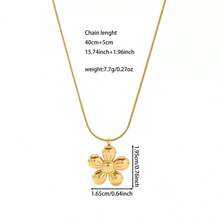 1pc 18K Gold Plated Stainless Steel 3D Five-Petal Flower Pendant Necklace, Suitable For Women's Daily Wear And Valentine's Day Gift - Yellow Gold - View 4