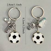 1件套足球钥匙扣，合金球衣和球鞋吊坠，运动员和球迷纪念礼物，款式随机 - 彩色 - 查看 8