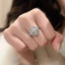 1枚不锈钢时尚优雅简约珍珠四叶花戒指，百搭日常佩戴礼品 - 銀色 - 查看 2