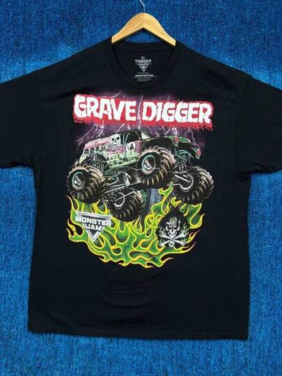 Monster Truck Racing Promo Jam Tee XL Graphic Tee Parent-Child Outfits Anime Merchandise Exclusive T-Shirts For Premium Fans Unisex Casual Short-Sleeved Tees A Must-Have For Fans Suitable For Festivals, Parties, Homewear, Daily Commutes, Back-To-School Outfits And Concert Looks Printed And Shipped In The UK 100% Cotton T-Shirts Opaque, Versatile Basic Tees
