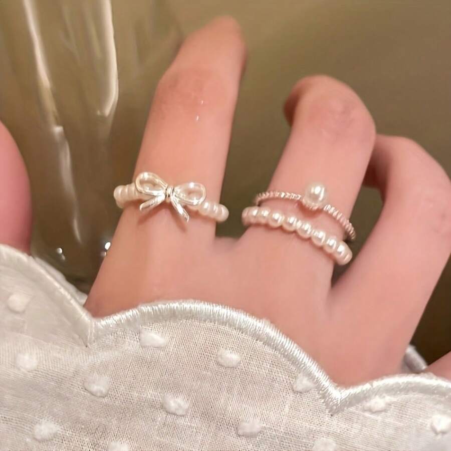 Set de 3 anillos elegantes, lindos y dulces con diseño de moño y perla falsa, adecuado para el uso diario de las mujeres - Multicolor - Ver 1