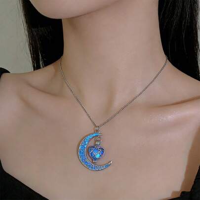 1PC New Unique Punk Glow In The Dark Hollow Moon Necklace For Women, Luminous Pendant Fashion Jewelry, Perfect For Party, Daily Wear & Festival Gift