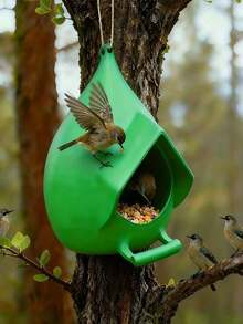 小巧的悬挂式喂鸟器，球形设计防止积水，底部设有排水孔，轻便易清洁，适合麻雀、蜂鸟等小型鸟类，可用于庭院、林地、屋檐下等场所。 - 500ml - 查看 4