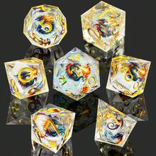 色彩缤纷的龙主题液态填充树脂骰子套装，金色字母，适用于角色扮演游戏和桌游，包含D20、D12、D100、D8、D6、D4，是万圣节、圣诞节、生日礼物的绝佳选择。 - 彩色 - 查看 3