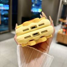 3D Cartoon Silly Bear Design Soft Silicone Phone Case For IPhone 17 Pro Max, 16 Pro, 15 Pro Max, 14 Pro, 13, 12, 11, Cute Anti-Fall Protective Cover - Yellow - View 8