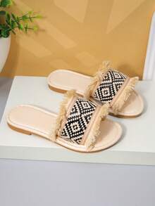 1 Pair Girls' Retro Woven Frayed Slide Sandals For Beach & Everyday Summer Use - Beige - View 7