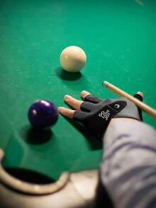 1pc Professional Breathable, Durable, Comfortable, Non-Slip, Lightweight, Moisture-Wicking Snooker/Pool Glove - Multicolor - View 12