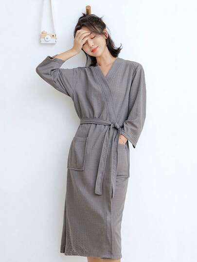 1 Waffle Pattern Bathrobe, Unisex Adult Kimono Bathrobe, Spring/Summer Yukata, Hotel/Spa Robe, Highly Absorbent, Quick-Drying, Loose Fit, Available In Multiple Colors, Essential For Bathrooms And Home Use, Lightweight, Fast-Drying, Soft Robe With Adjustable Belt, V-Neck Long Sleeve, Suitable For All Seasons, Ideal For Spa And Home Wear.