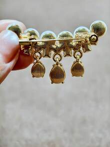 1 Pieza Broche De Alta Calidad Con Decoración De Borla Y Perlas Falsas - Amarillo Oro - Ver 7