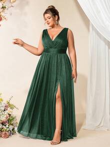 Plus Size Women's V-Neck Sleeveless Chiffon A-Line Bridesmaid Dress, Elegant High Slit Thigh-High Green Formal Evening Gown, Suitable For Wedding Guests, Cocktail Parties, Bridesmaids, Graduation Ceremonies, Galas Party - Dark Green - View 7