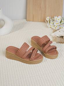 1 Pair Kids/Teens Girls' Wedge Heel Criss-Cross Woven Hollow Textured Casual Vacation Fashion Beach Sandals - Brown - View 4