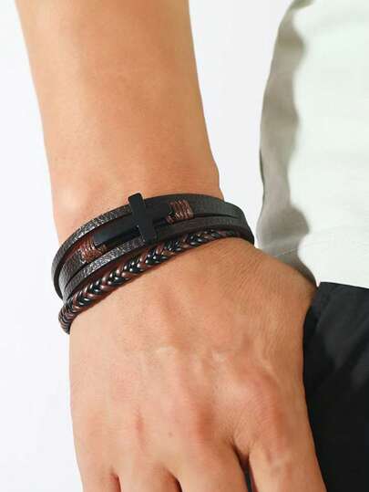 1条不锈钢和皮革手链，磁扣复古风格男士皮革手链，潮流复古合金十字架手链，多层编织皮革绳手链