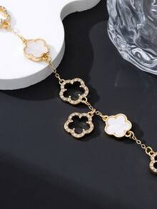 1 chiếc vòng chân mặt dây chuyền hình cỏ bốn lá trắng lấp lánh sang trọng, phong cách mùa hè, trang sức nữ - trắng - Xem 3