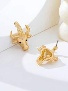 1对时尚金色牛头耳环，朋克风格动物牛头耳环，独特饰品 - 牛頭耳環 - 查看 2