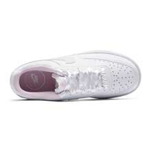 耐克女子运动鞋 W NIKE COURT VISION LO LE，轻便舒适简约休闲运动鞋 IB6652-101 - 白/泡沫粉 - 查看 4