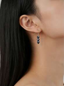 心形纯银耳环，低过敏性，百搭优雅女士耳环 - 黑色 - 查看 1