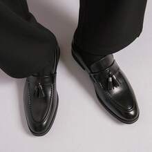 Mocasines con flecos negros para hombres, de moda y vintage, adecuados para uso empresarial y casual en todas las estaciones - Negro - Ver 4