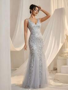 Elegant Sequin Embroidered V-Neck Mermaid Sparkly Floral Sequin Formal Gown, Suitable For Gala, Party, Wedding Guest, Formal Occasions In Spring/Summer - Silver - View 7